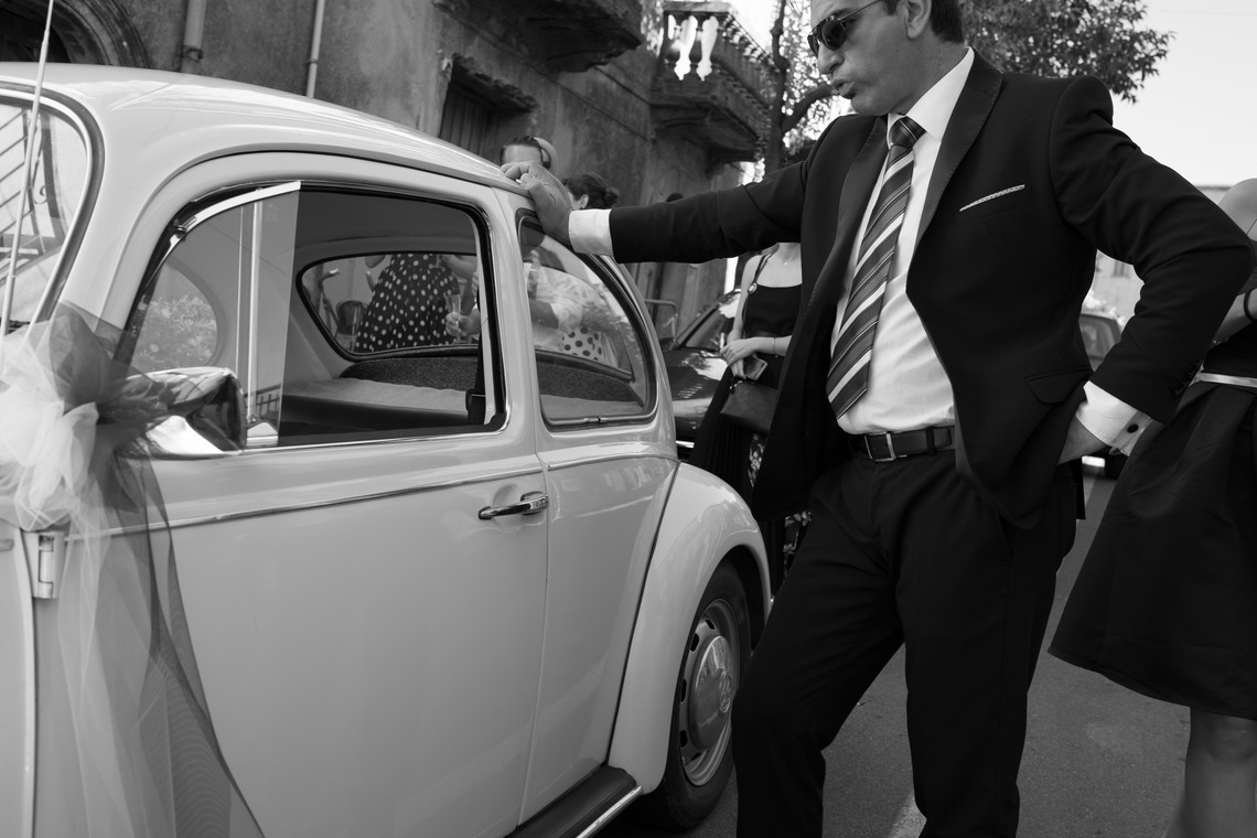 <div class="text"></div>