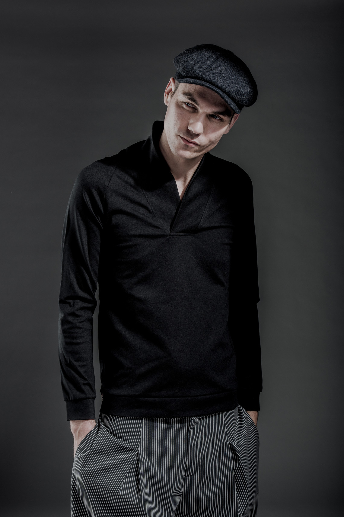 <div class="text"></div>