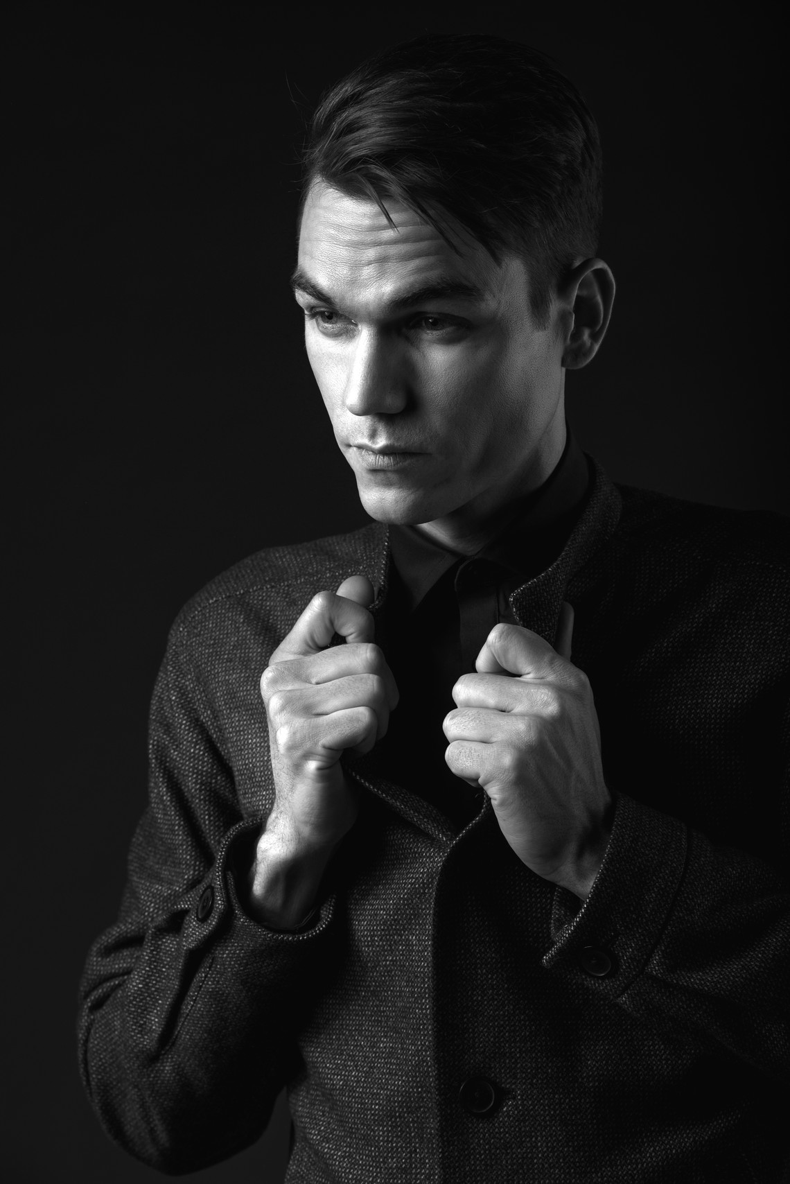 <div class="text"></div>